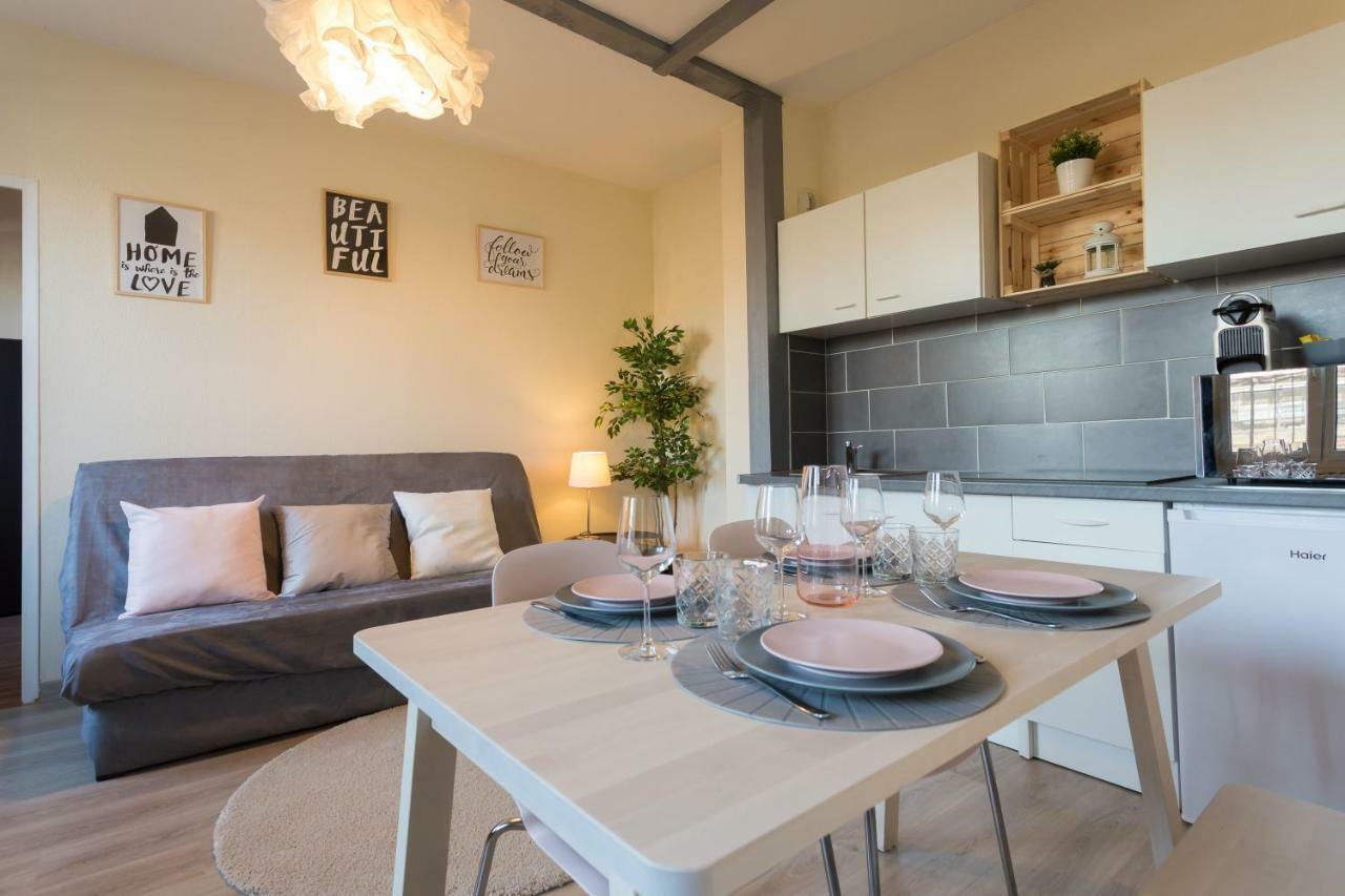 Appartement ★ Charmant F2 ★ Gare - Centre ★ Terrasse ★ Strasbourg